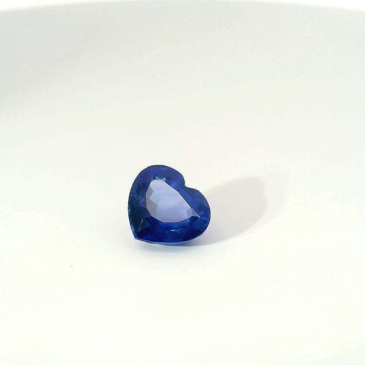 6.39ct Natural Royal Blue Sapphire – Heart Shape – LGL Certified Ceylon Beauty