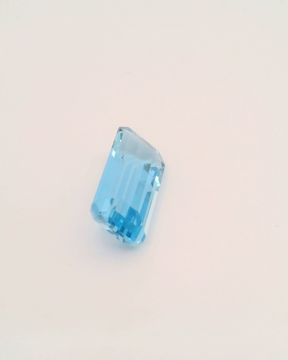 6.86ct Santa Maria Africana Aquamarine
