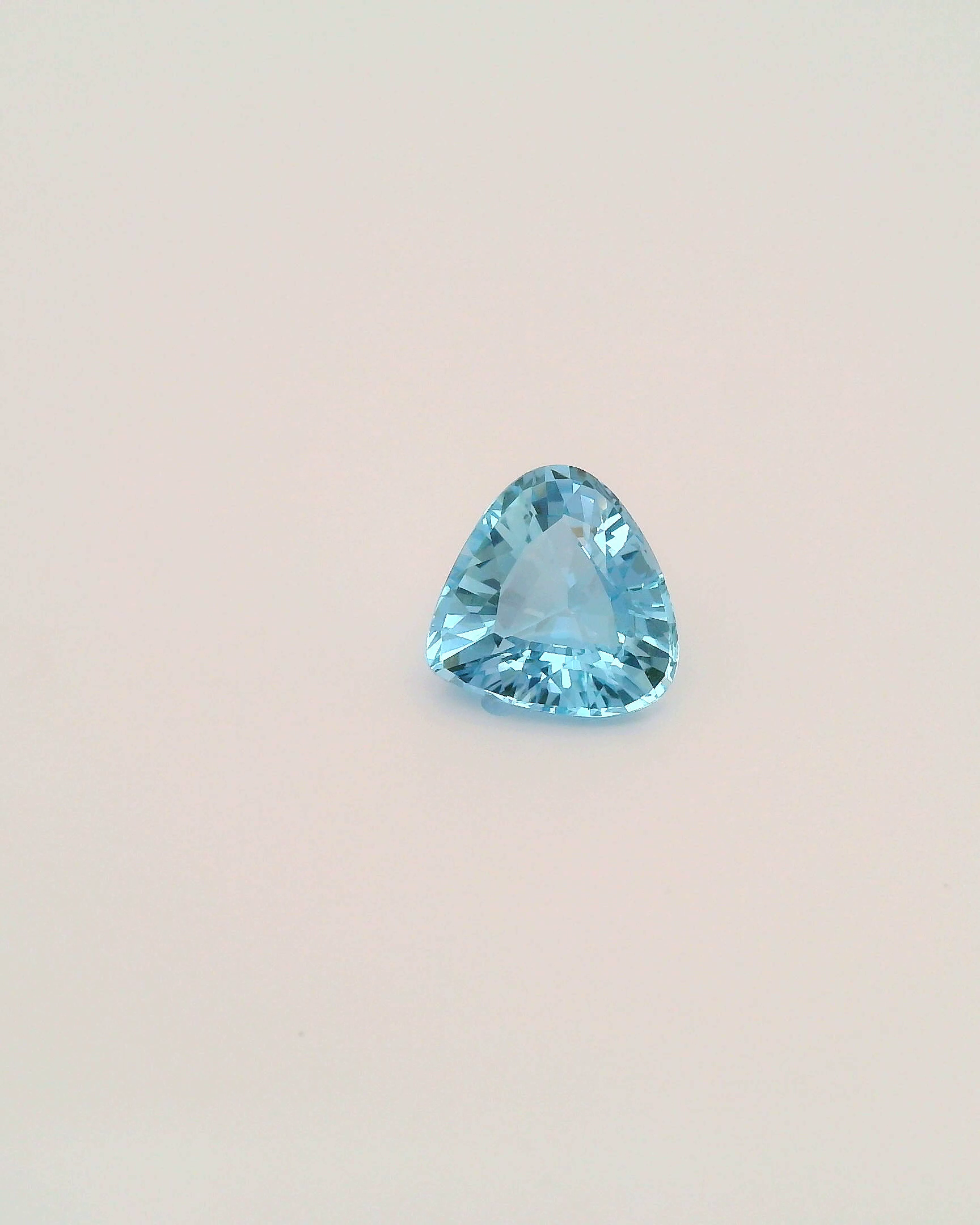 2.72ct Trilliant Cut Santa Maria Colour Aquamarine