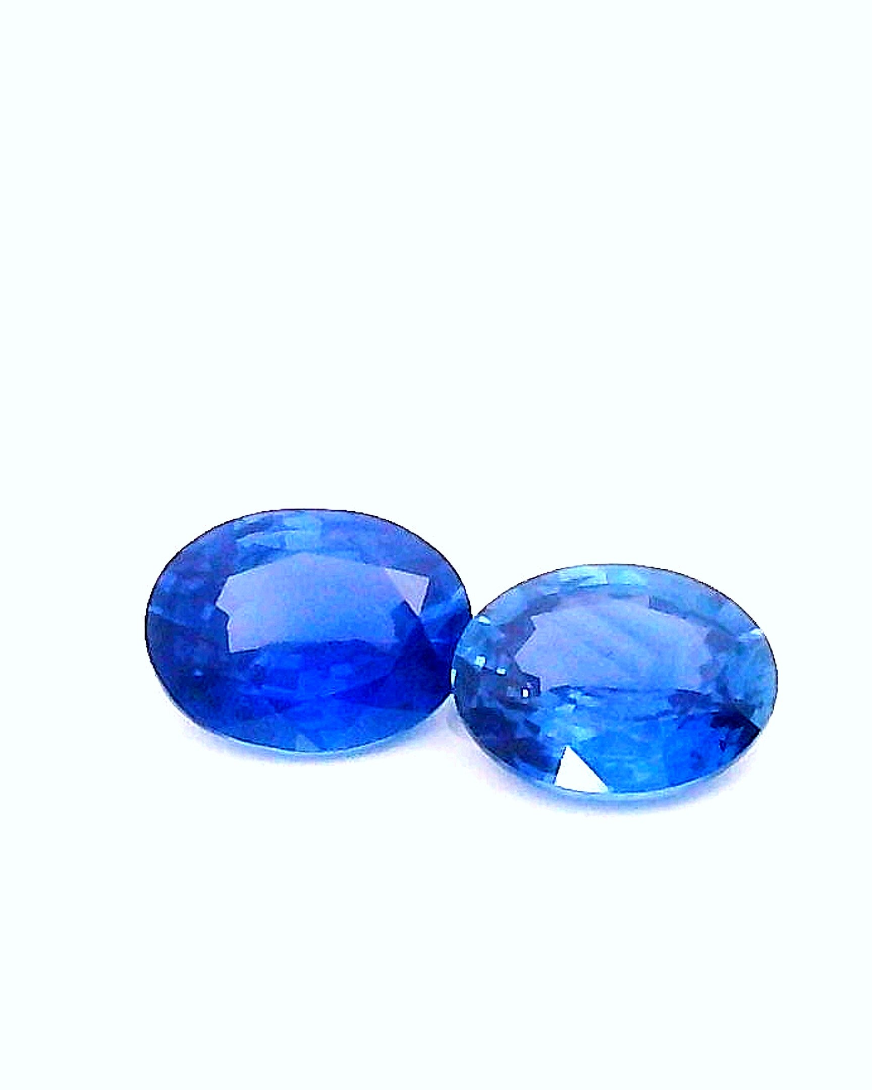 1.185t Vivid Cornflower Blue Sapphire Pair