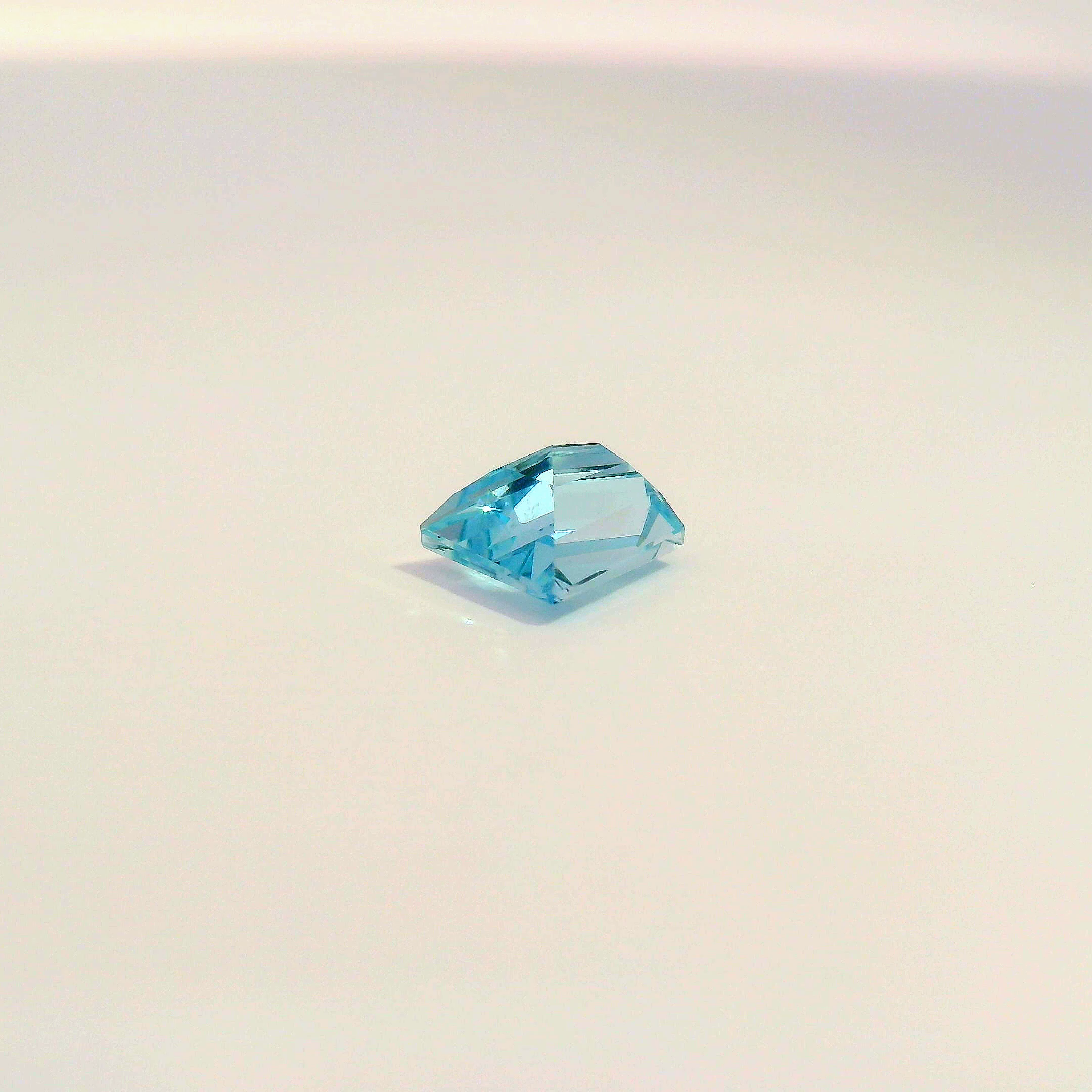 0.8ct Santa Maria Africana Aquamarine