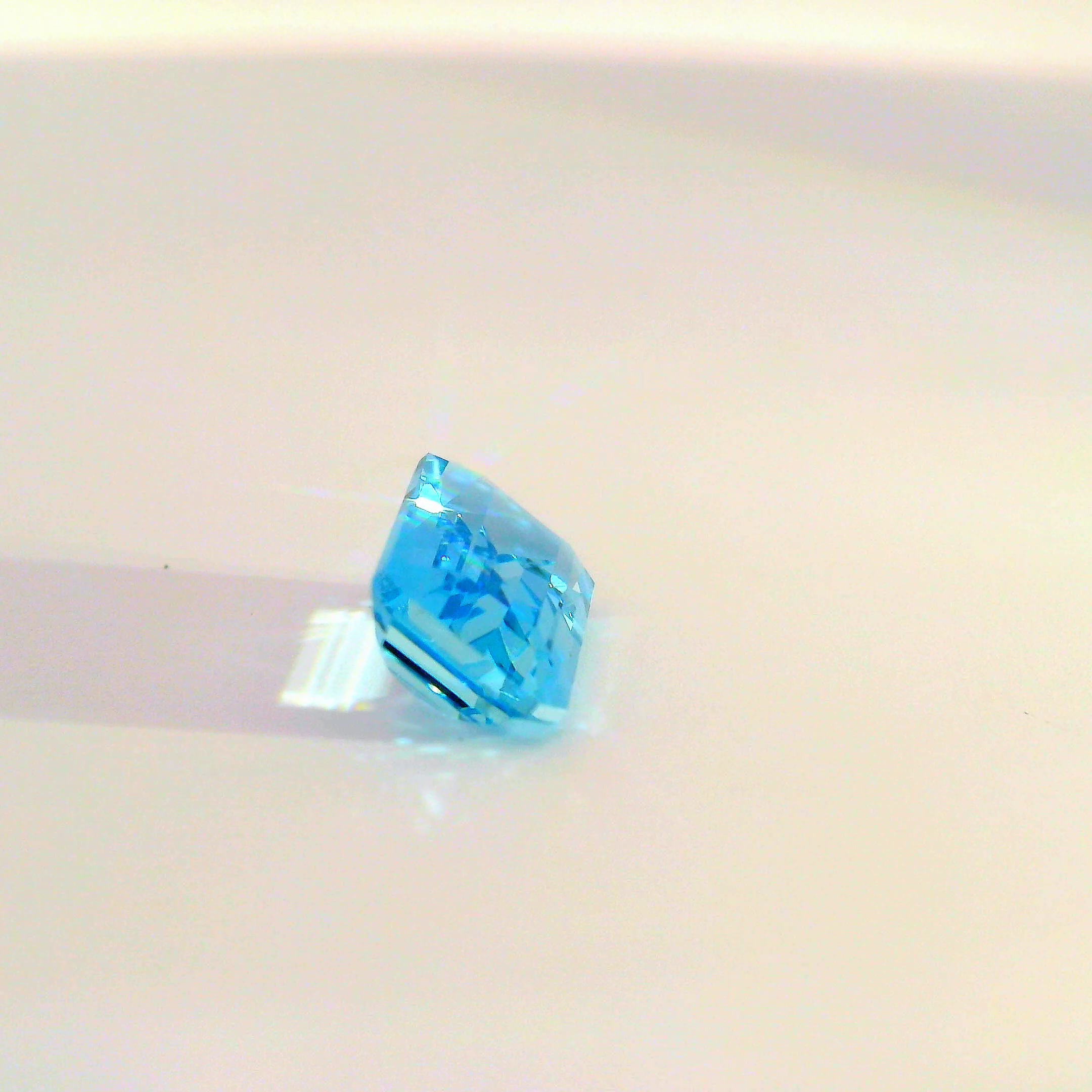 1.685ct Santa Maria Aquamarine