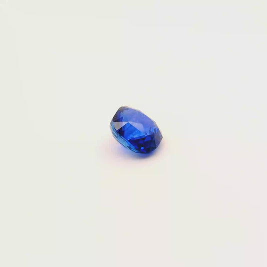 5.04ct Cornflower Blue Ceylon Sapphire